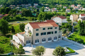 Seaside apartments with a swimming pool Mokosica, Dubrovnik - 23230